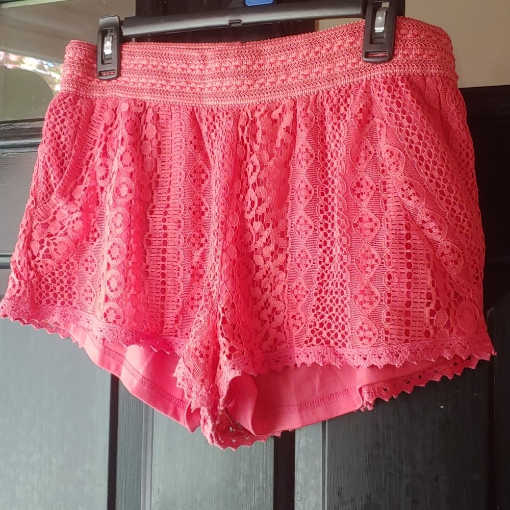 Rue21 L pink coral shorts with pockets